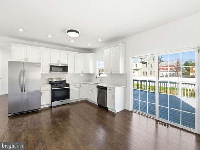 316 REDFERN ST, Hamilton, NJ 08610