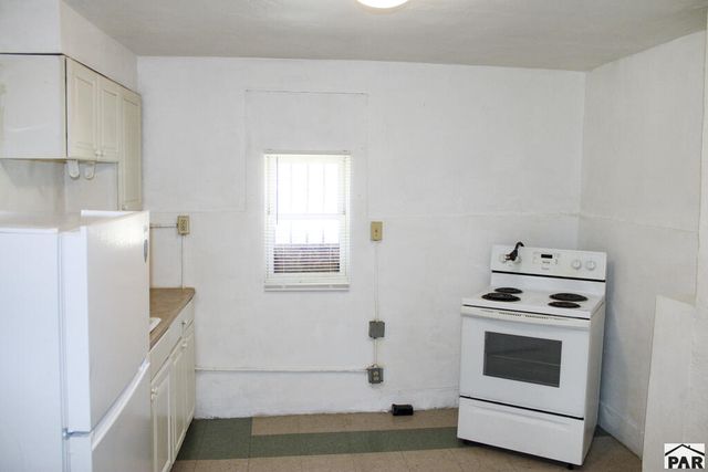 1128 E Beech St, Pueblo, CO 81001