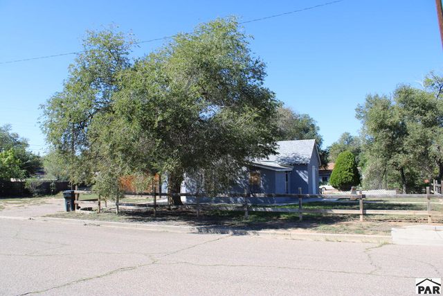 1128 E Beech St, Pueblo, CO 81001