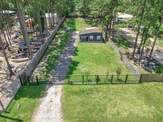 2901 County Road 3479b, Cleveland, TX 77327