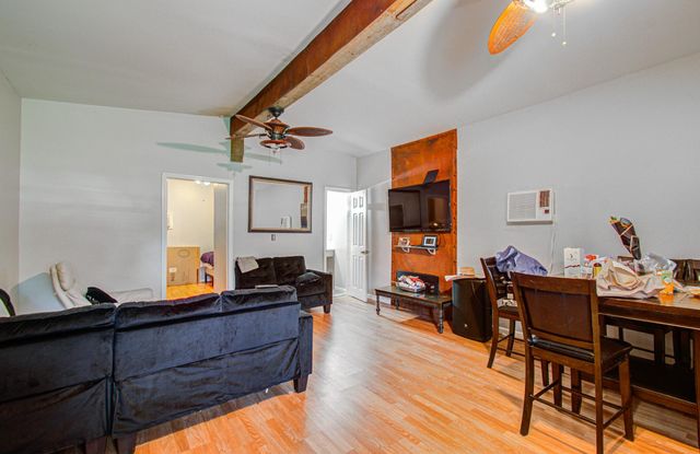 2901 County Road 3479b, Cleveland, TX 77327