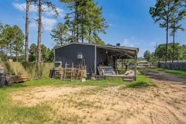 2901 County Road 3479b, Cleveland, TX 77327