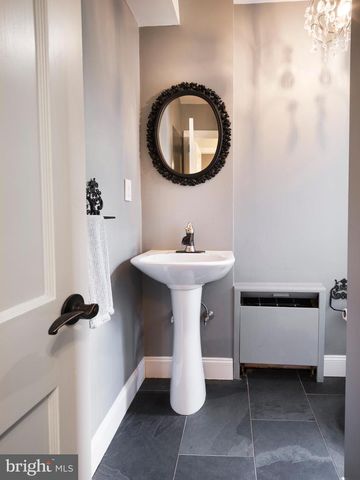 28 W AMHERST RD, Bala Cynwyd, PA 19004