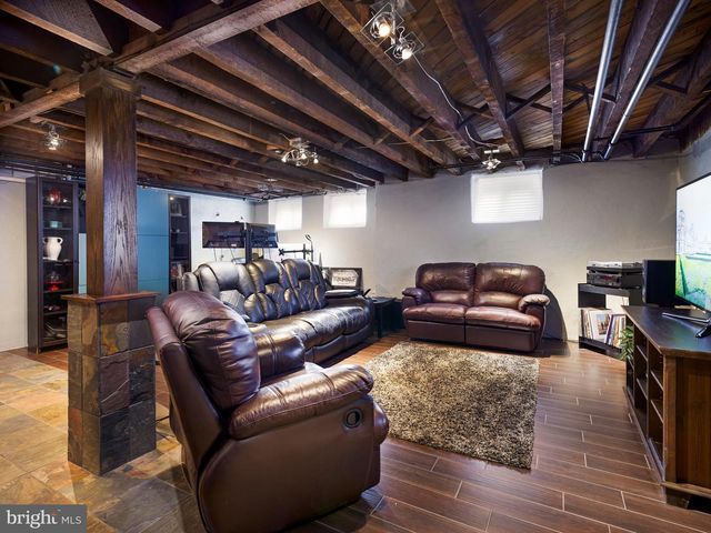 28 W AMHERST RD, Bala Cynwyd, PA 19004