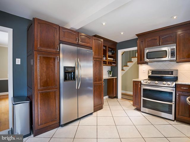 28 W AMHERST RD, Bala Cynwyd, PA 19004