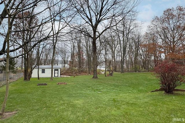 10451 Cottage Grove Drive, Middlebury, IN 46540