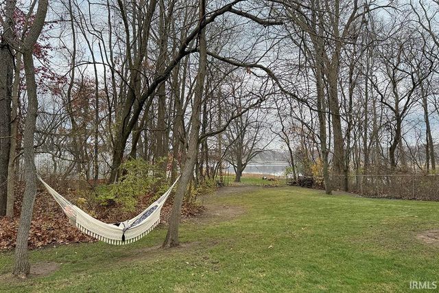 10451 Cottage Grove Drive, Middlebury, IN 46540