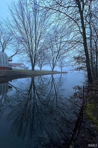 10451 Cottage Grove Drive, Middlebury, IN 46540