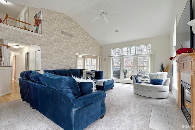 10451 Cottage Grove Drive, Middlebury, IN 46540