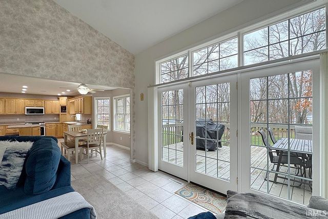 10451 Cottage Grove Drive, Middlebury, IN 46540