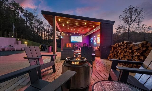 1400 Prairie Creek Drive, Rogers, AR 72756