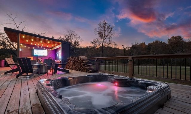 1400 Prairie Creek Drive, Rogers, AR 72756