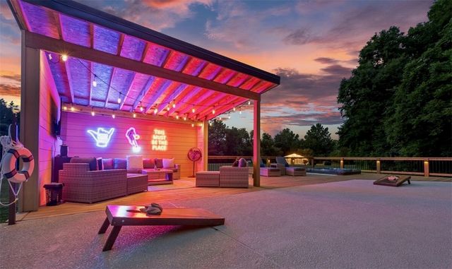 1400 Prairie Creek Drive, Rogers, AR 72756