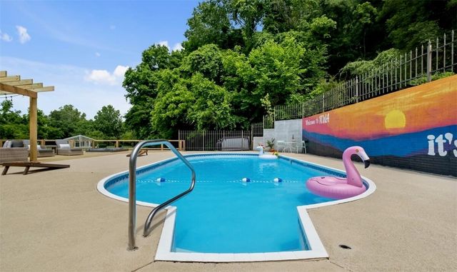 1400 Prairie Creek Drive, Rogers, AR 72756