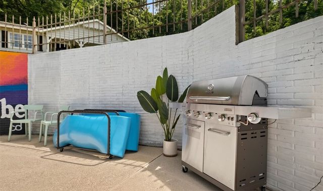 1400 Prairie Creek Drive, Rogers, AR 72756