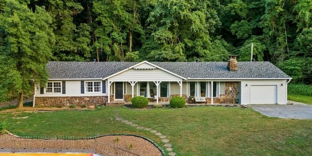 1400 Prairie Creek Drive, Rogers, AR 72756