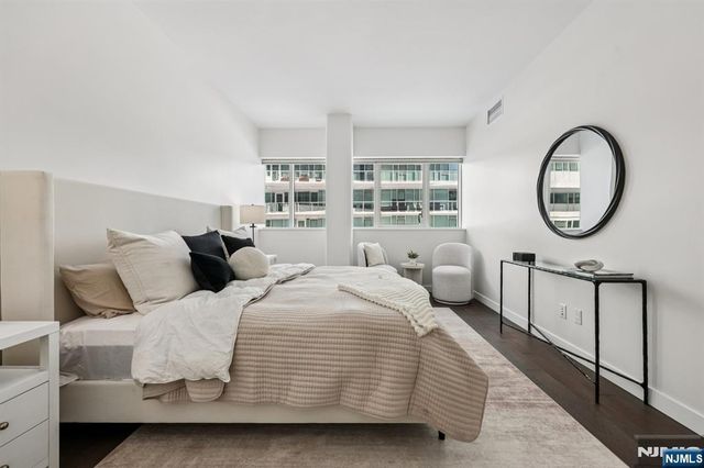 800 Ave At Port Imperial Boulevard 416, Weehawken, NJ 07086