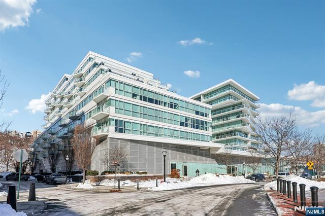 800 Ave At Port Imperial Boulevard 416, Weehawken, NJ 07086