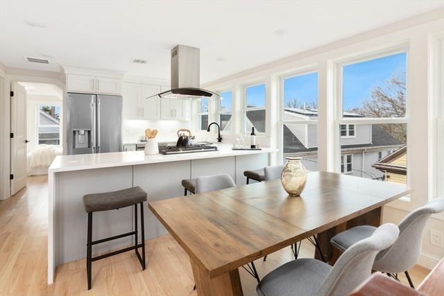 157 Boston Ave 3, Somerville, MA 02144