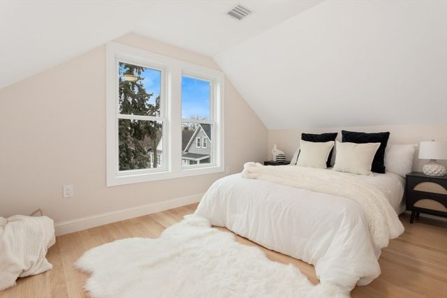 157 Boston Ave 3, Somerville, MA 02144