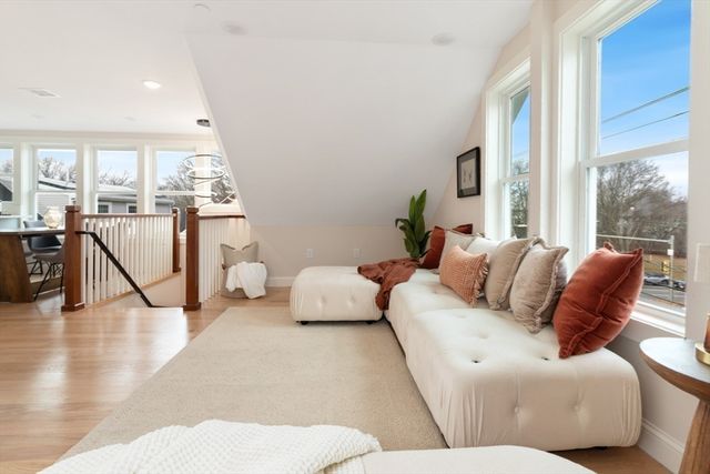 157 Boston Ave 3, Somerville, MA 02144