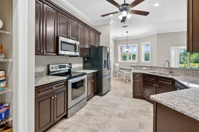 4625 N APPLE VALLEY AVENUE, Beverly Hills, FL 34465