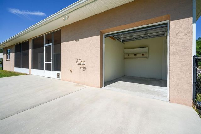 4625 N APPLE VALLEY AVENUE, Beverly Hills, FL 34465