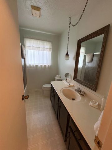 12518 Huntington Field Drive, Houston, TX 77099