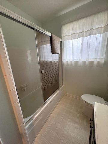 12518 Huntington Field Drive, Houston, TX 77099