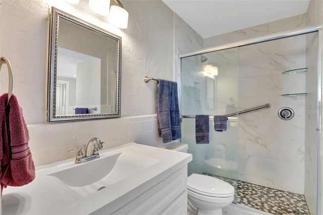 250 BANGSBERG ROAD SE, Port Charlotte, FL 33952