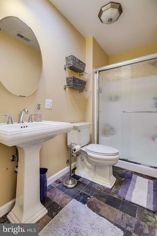 8113 CARLYLE PL, Alexandria, VA 22308