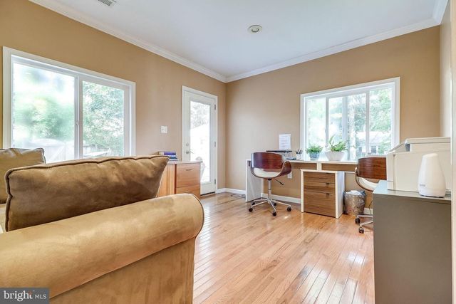 8113 CARLYLE PL, Alexandria, VA 22308