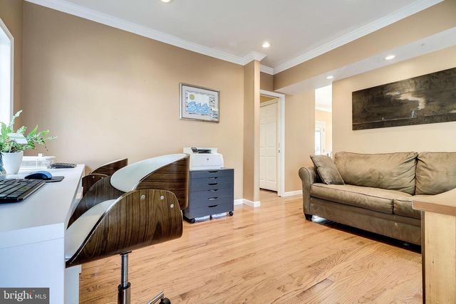 8113 CARLYLE PL, Alexandria, VA 22308