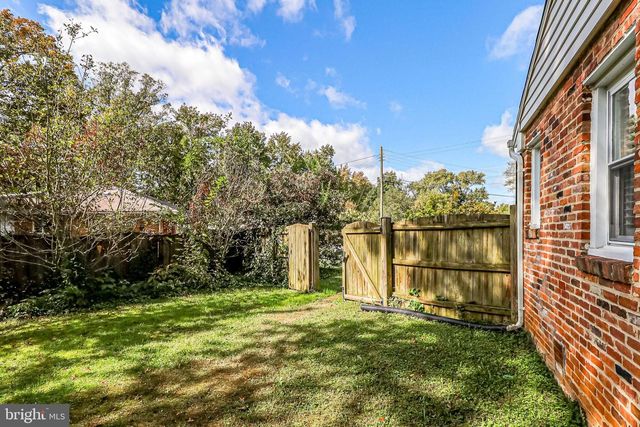 8113 CARLYLE PL, Alexandria, VA 22308