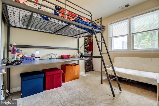 8113 CARLYLE PL, Alexandria, VA 22308