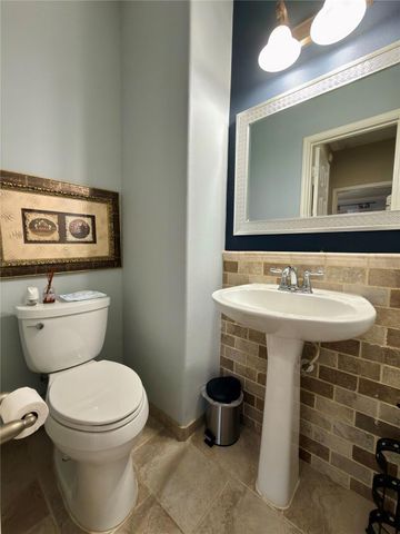 5715 Fairwind Lane, Missouri City, TX 77459