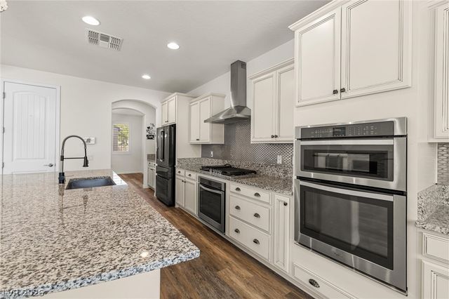 7152 Willow Moss Court, Las Vegas, NV 89148