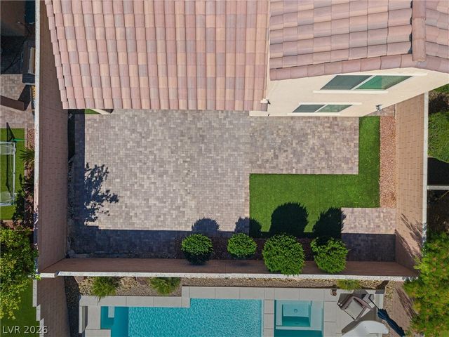 7152 Willow Moss Court, Las Vegas, NV 89148