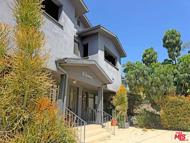 931 Everett Street, Los Angeles, CA 90026