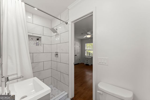 1085 Tanglewood Drive, Gainesville, GA 30501