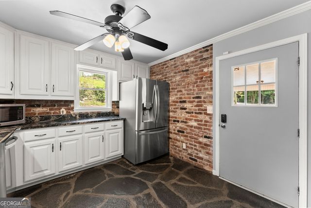 1085 Tanglewood Drive, Gainesville, GA 30501