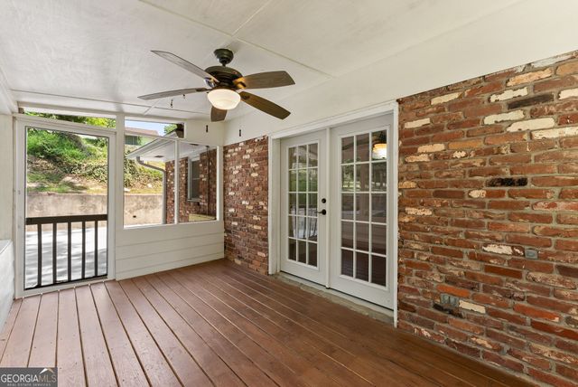 1085 Tanglewood Drive, Gainesville, GA 30501