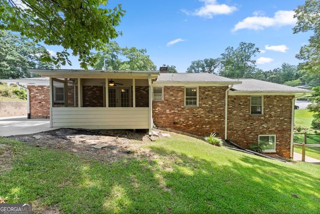 1085 Tanglewood Drive, Gainesville, GA 30501