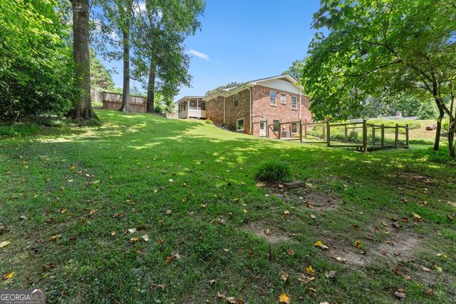 1085 Tanglewood Drive, Gainesville, GA 30501