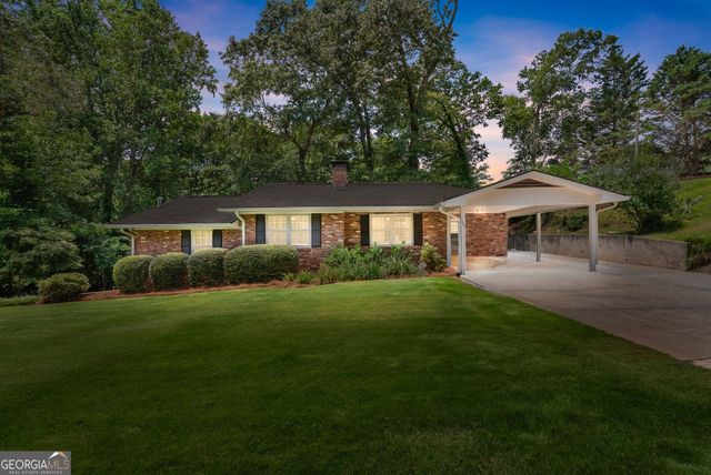 1085 Tanglewood Drive, Gainesville, GA 30501