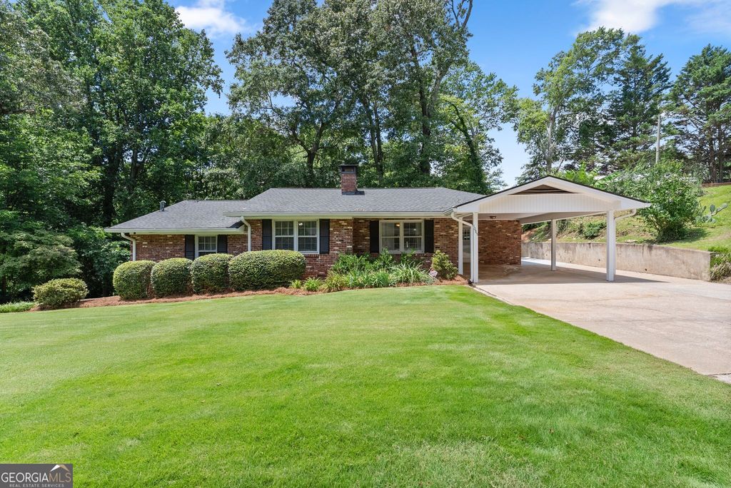 1085 Tanglewood Drive, Gainesville, GA 30501