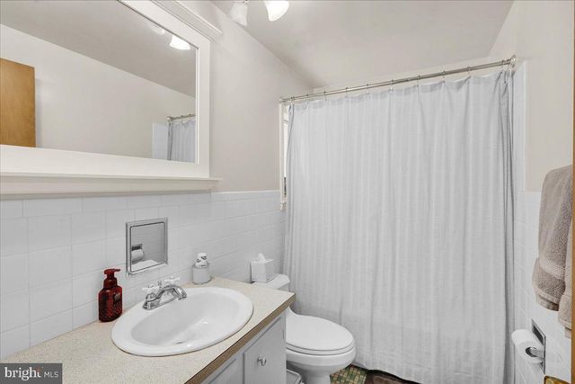 1400 DOGWOOD DR, Reading, PA 19609