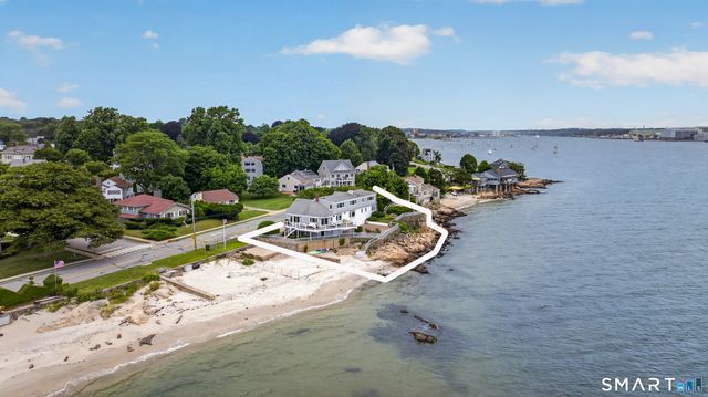 670 Pequot Avenue, New London, CT 06320