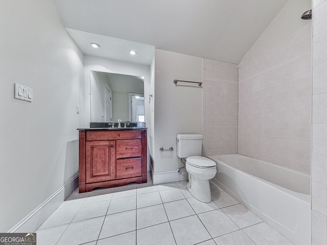 5836 Riverstone Circle BLDG 12, Atlanta, GA 30339