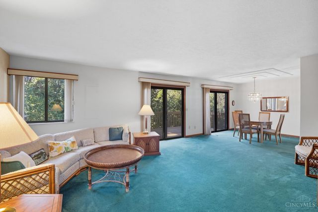5271 Pros Drive, West Chester, OH 45069